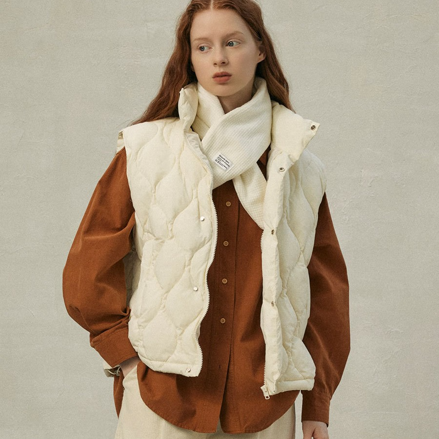 Padded vest for women