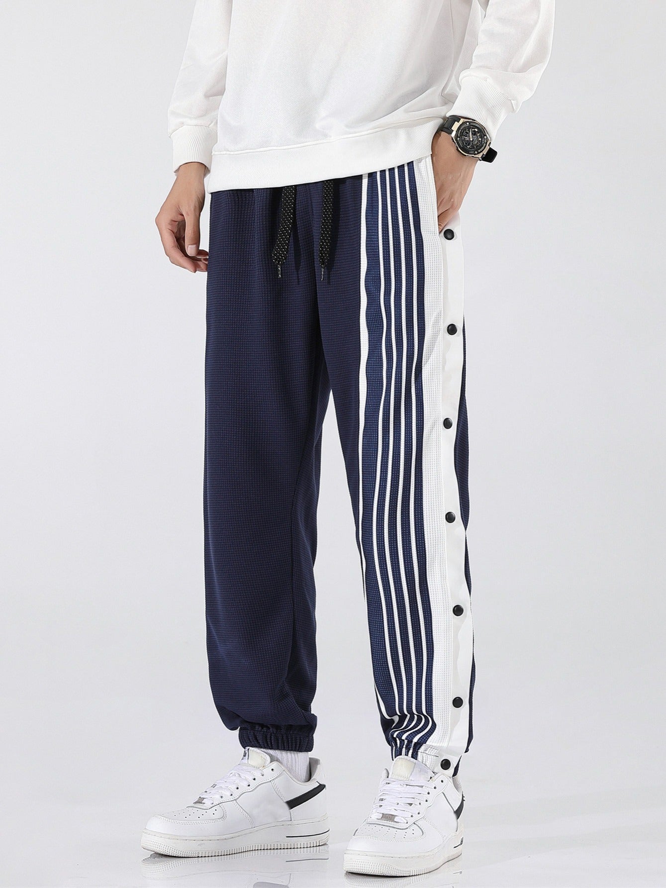 Striped sports pants for men