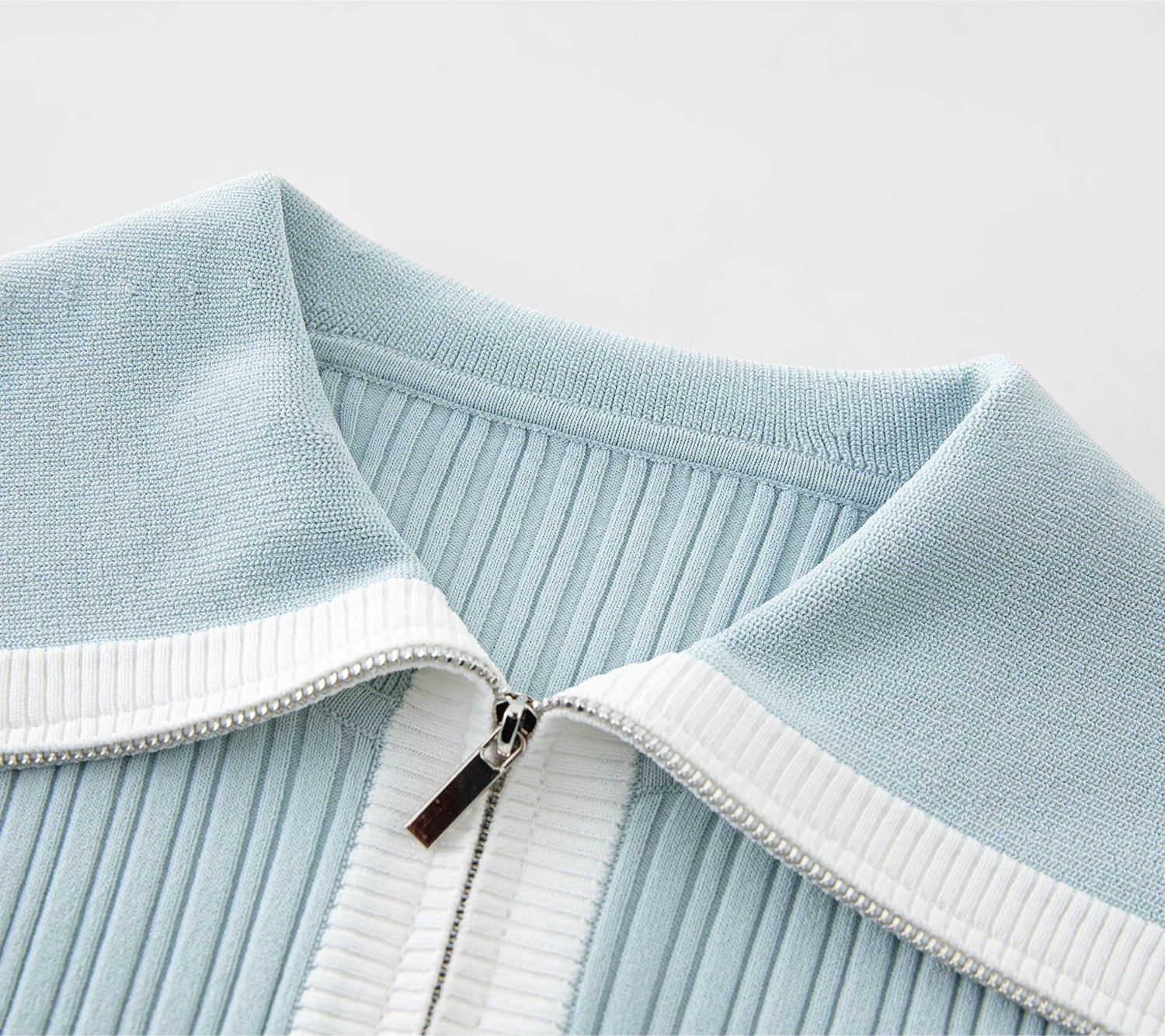 Short-sleeved Knitted Stripe T-shirt