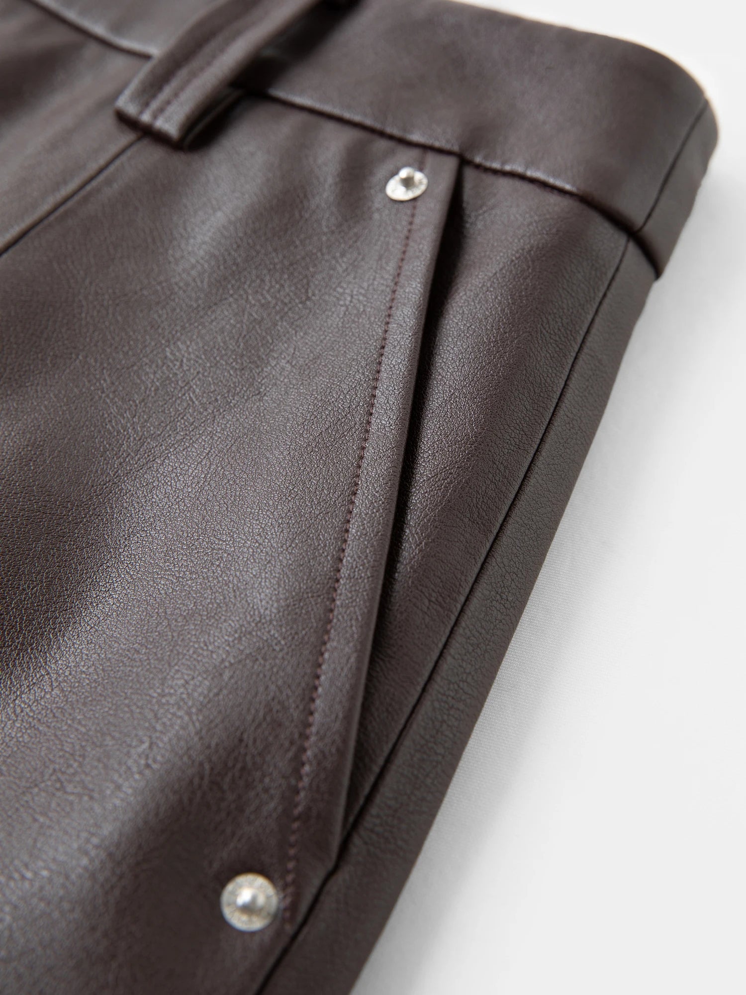 Short Leather Skirt With Belt