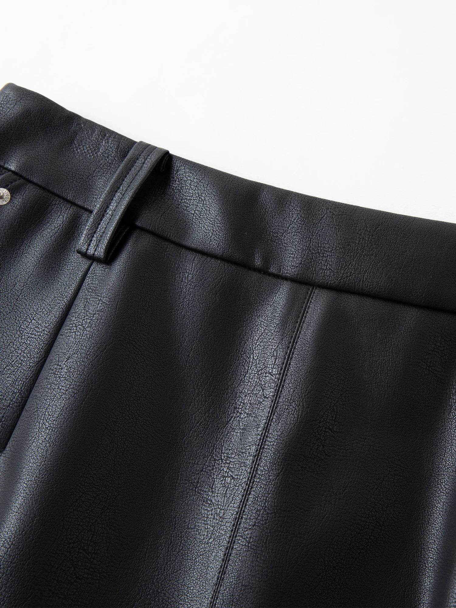 Short Leather Skirt With Belt