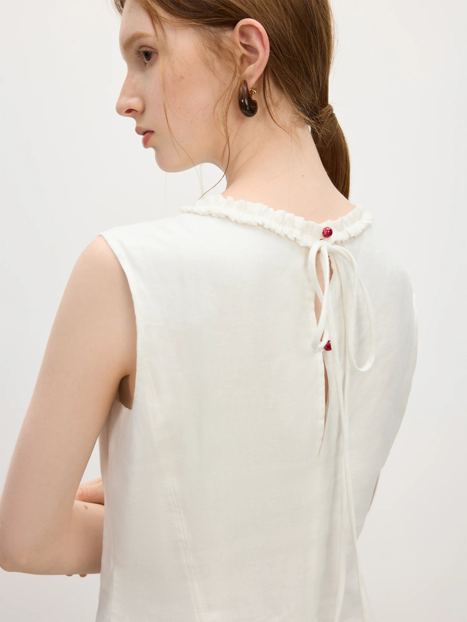 Linen Round Neck Sleeveless White Dress