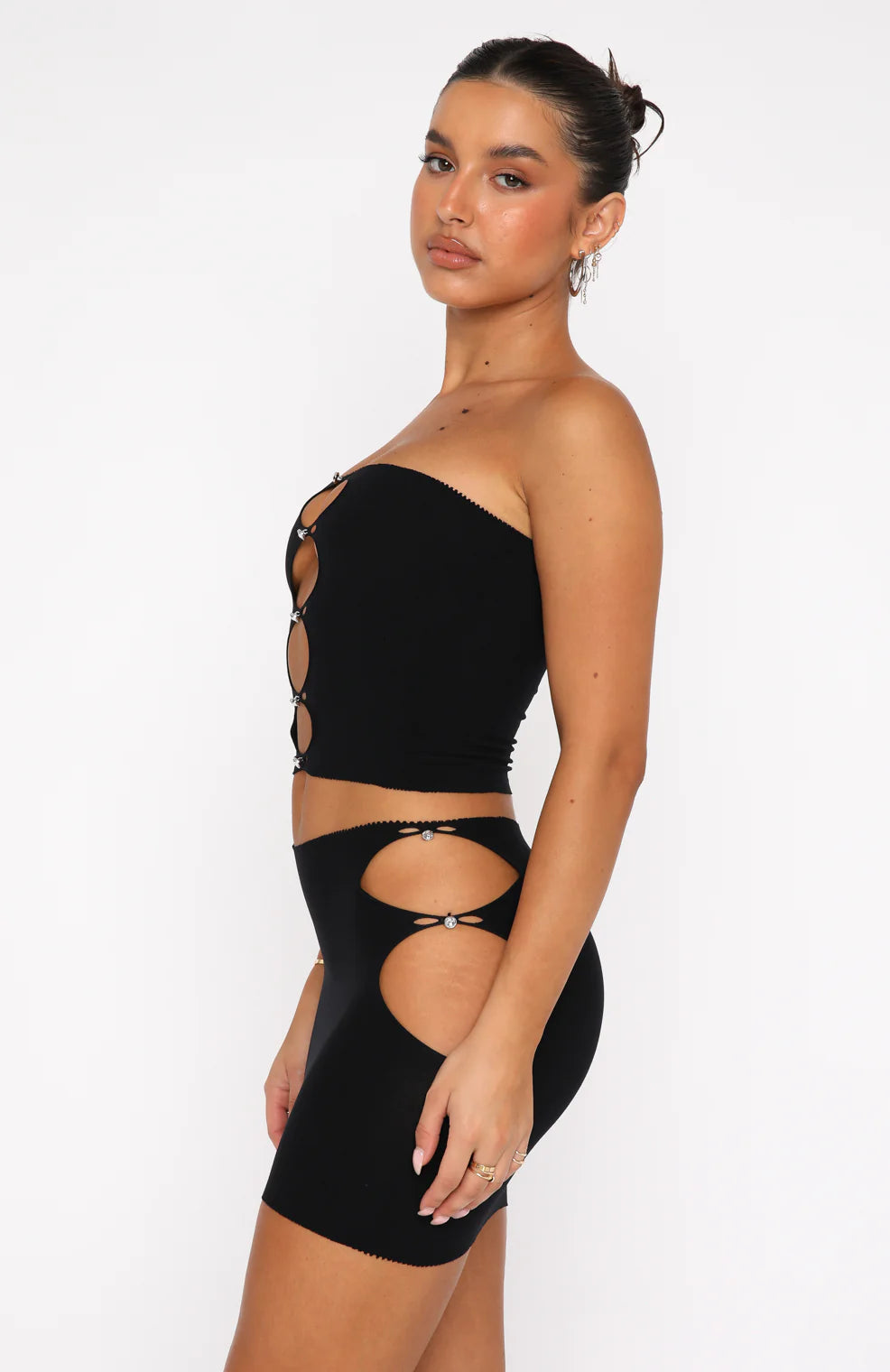 Strapless Bandeau Neckline Crop Top In Black