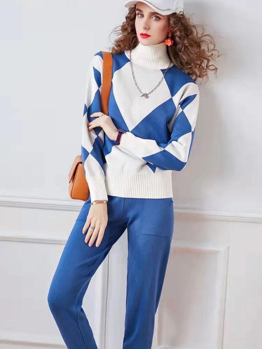 ladies sweater and pants set