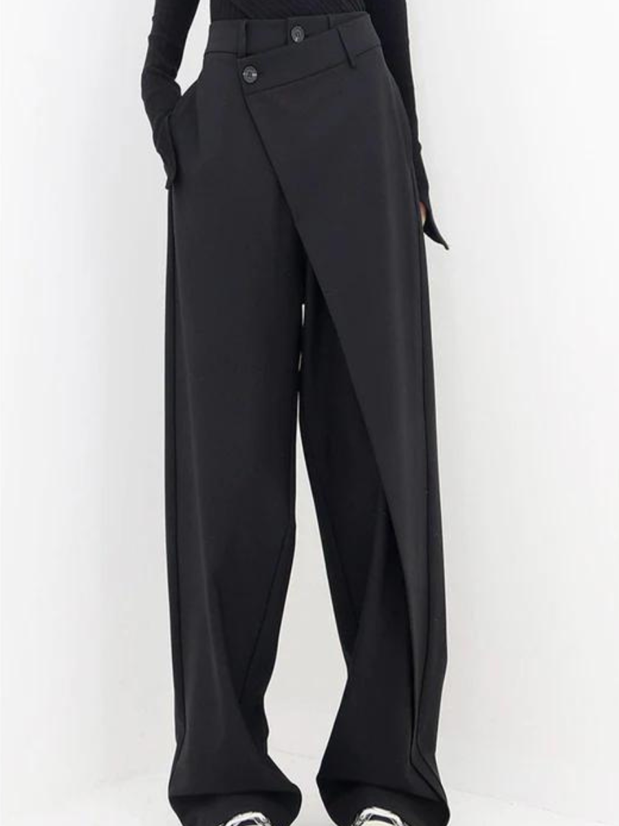 Asymmetrical wide trousers