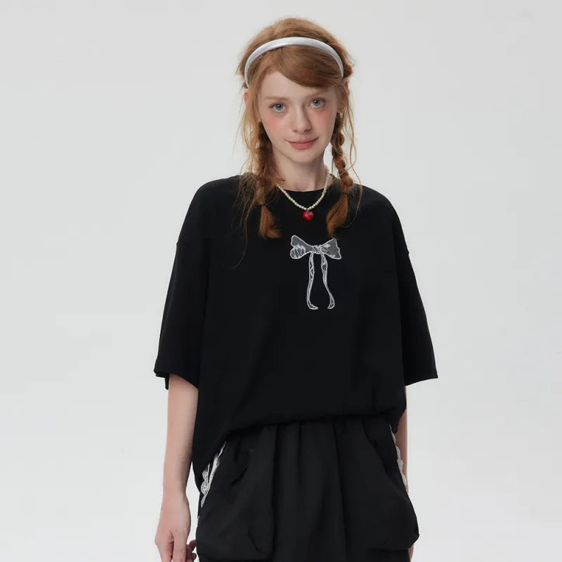 Bow Embroidered Oversized T-shirt