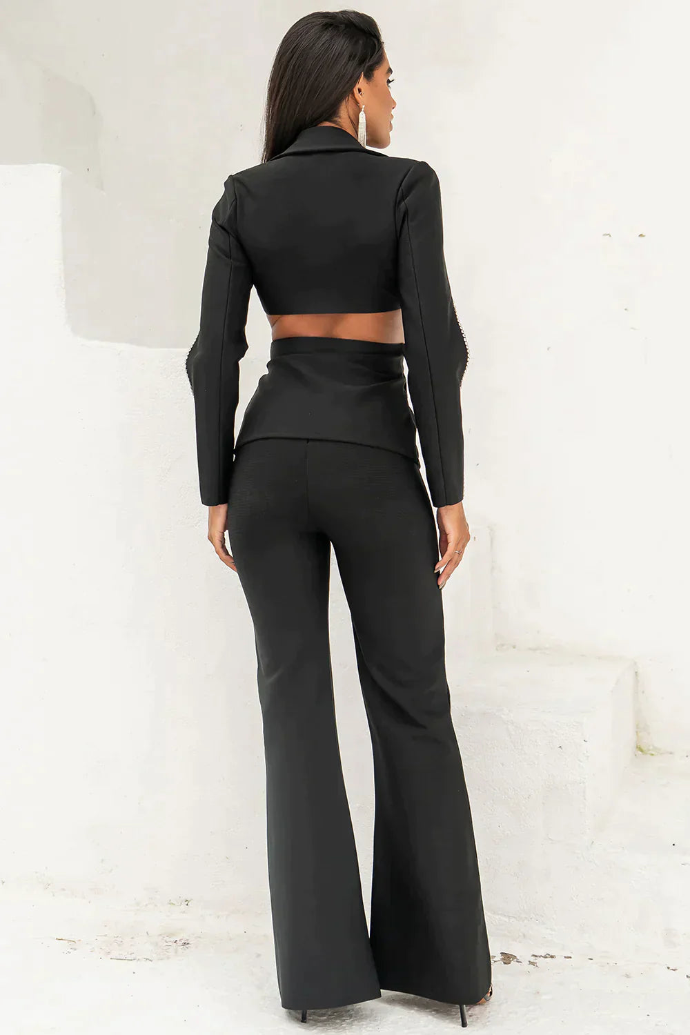 Luxurious black blazer with trousers