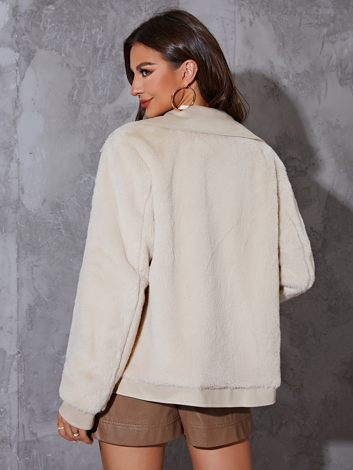 Beige plush jacket with lapels