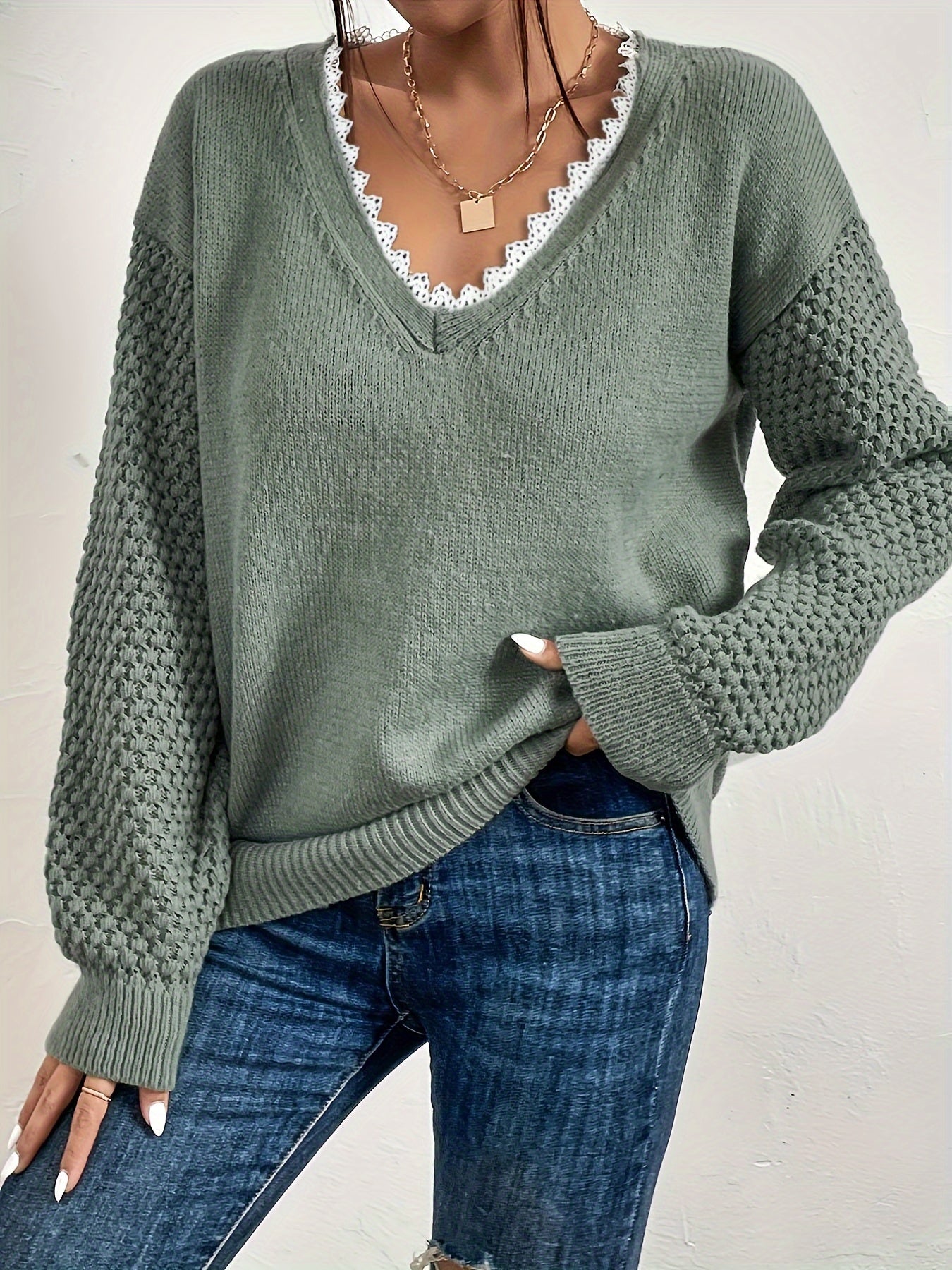 Lace sweater with V-neck