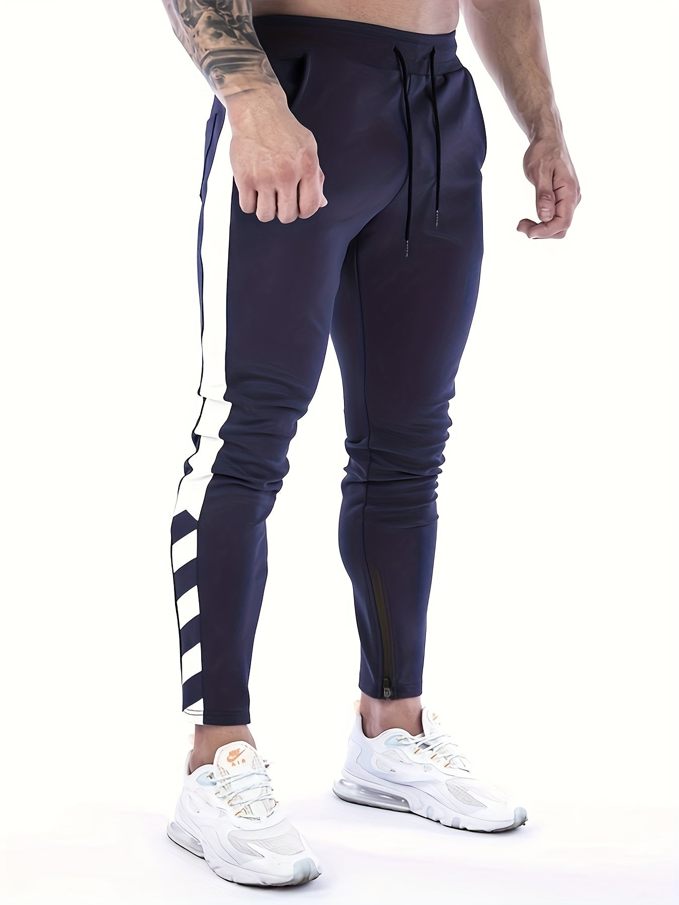 Casual sports pants with elastic waist and drawstring