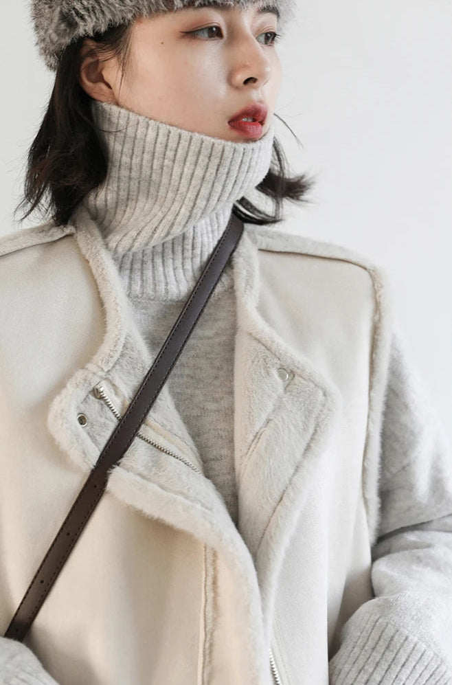 Loose Turtleneck Sweater
