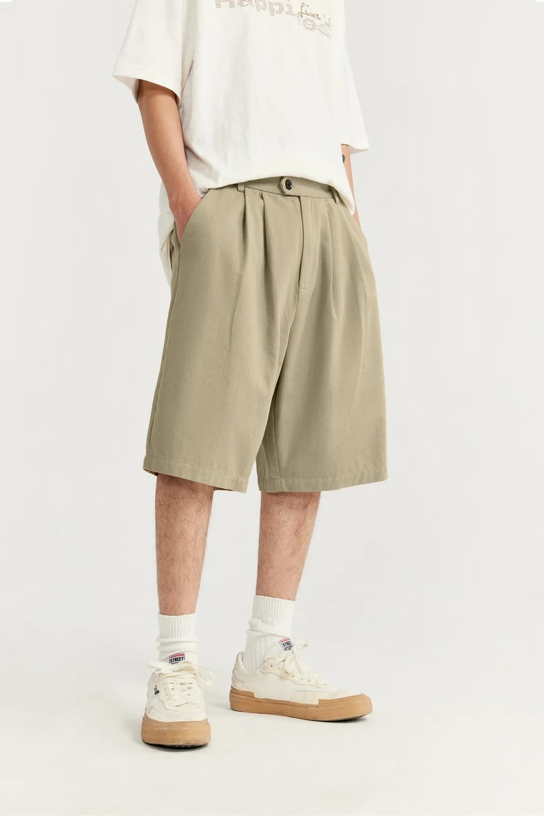 Cropped Pleated Suit Shorts