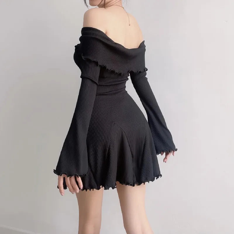 Off shoulder knitted black dress