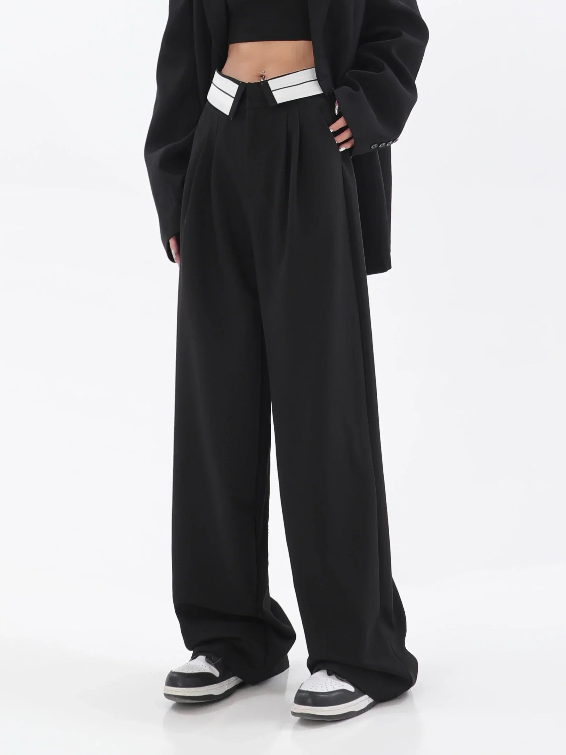 Wide trousers with a high waist