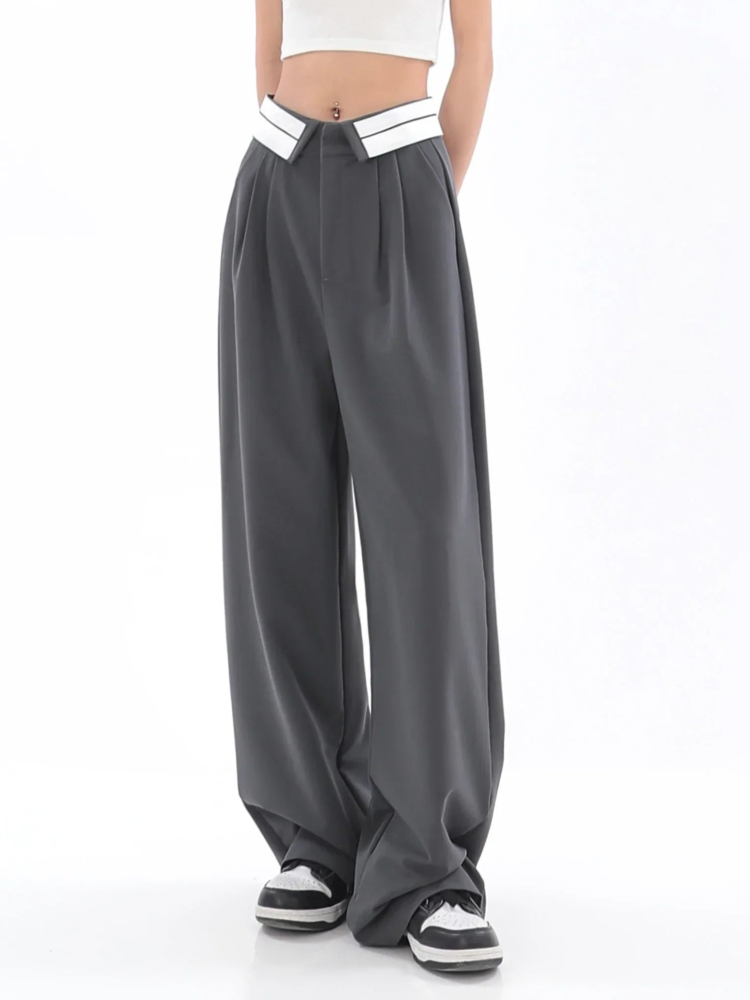 Wide trousers with a high waist