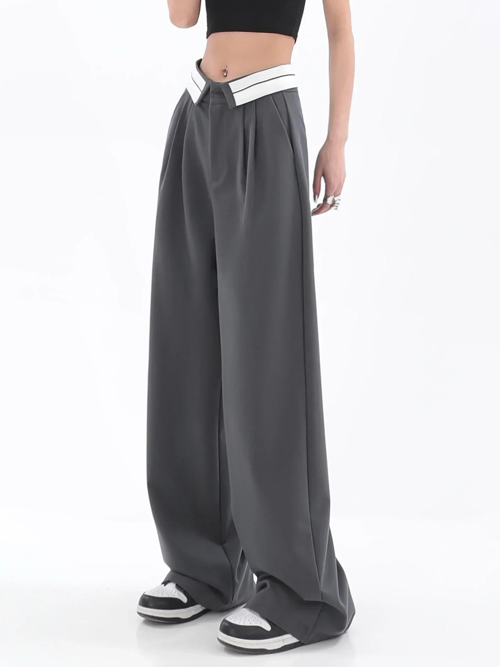 Wide trousers with a high waist