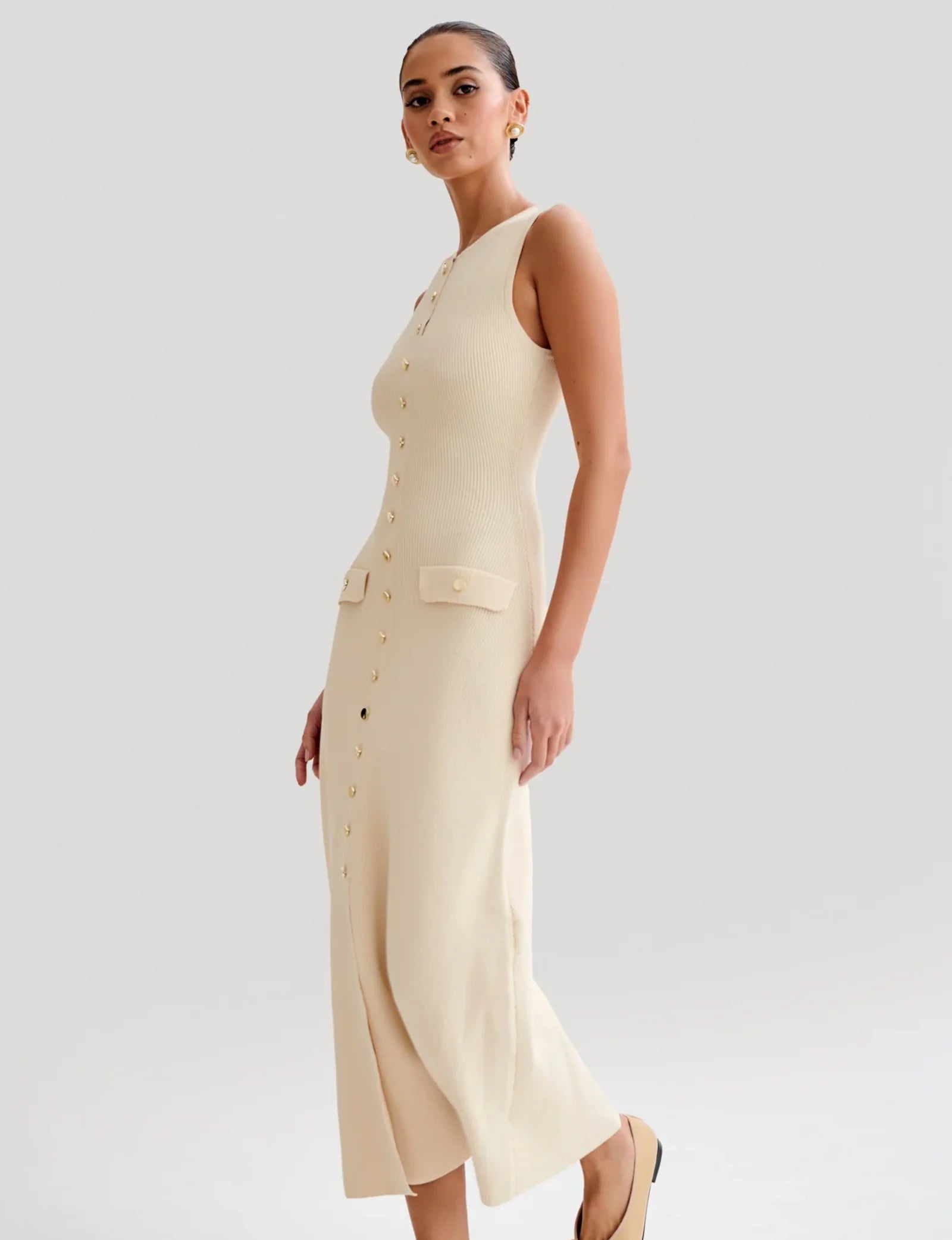 Elegant Knitted Maxi Dress With Buttons