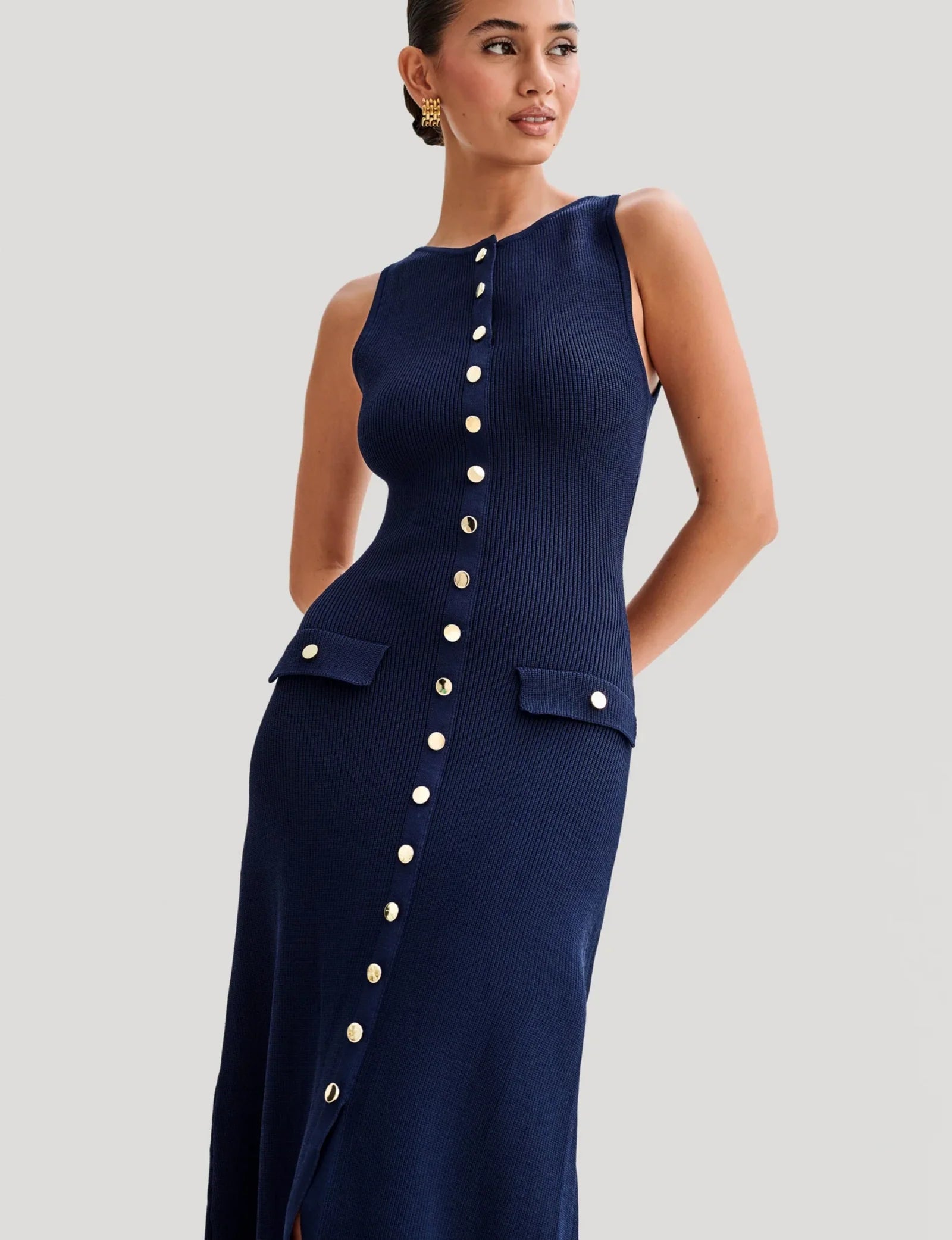 Elegant Knitted Maxi Dress With Buttons