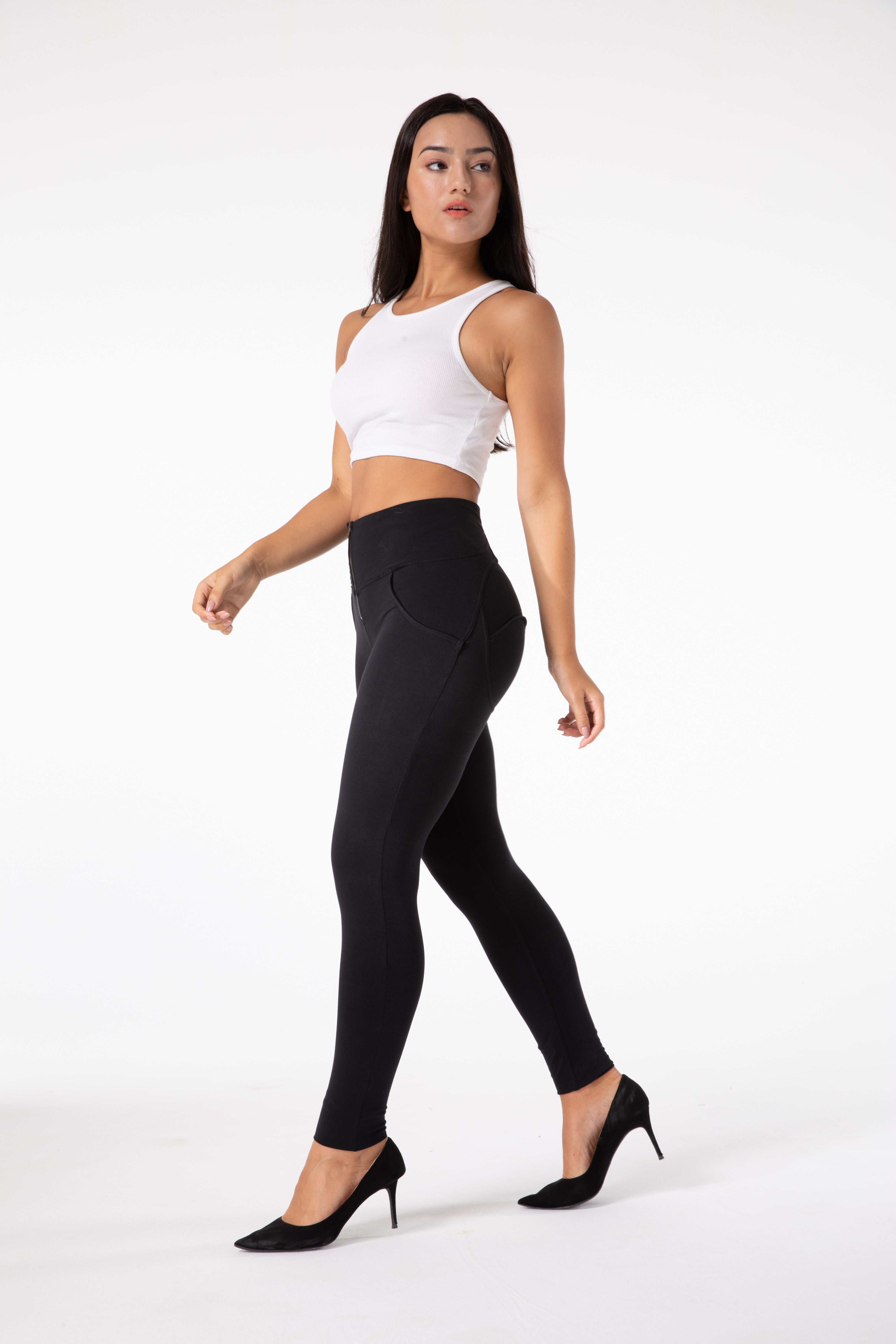 Tight high waist black leggings