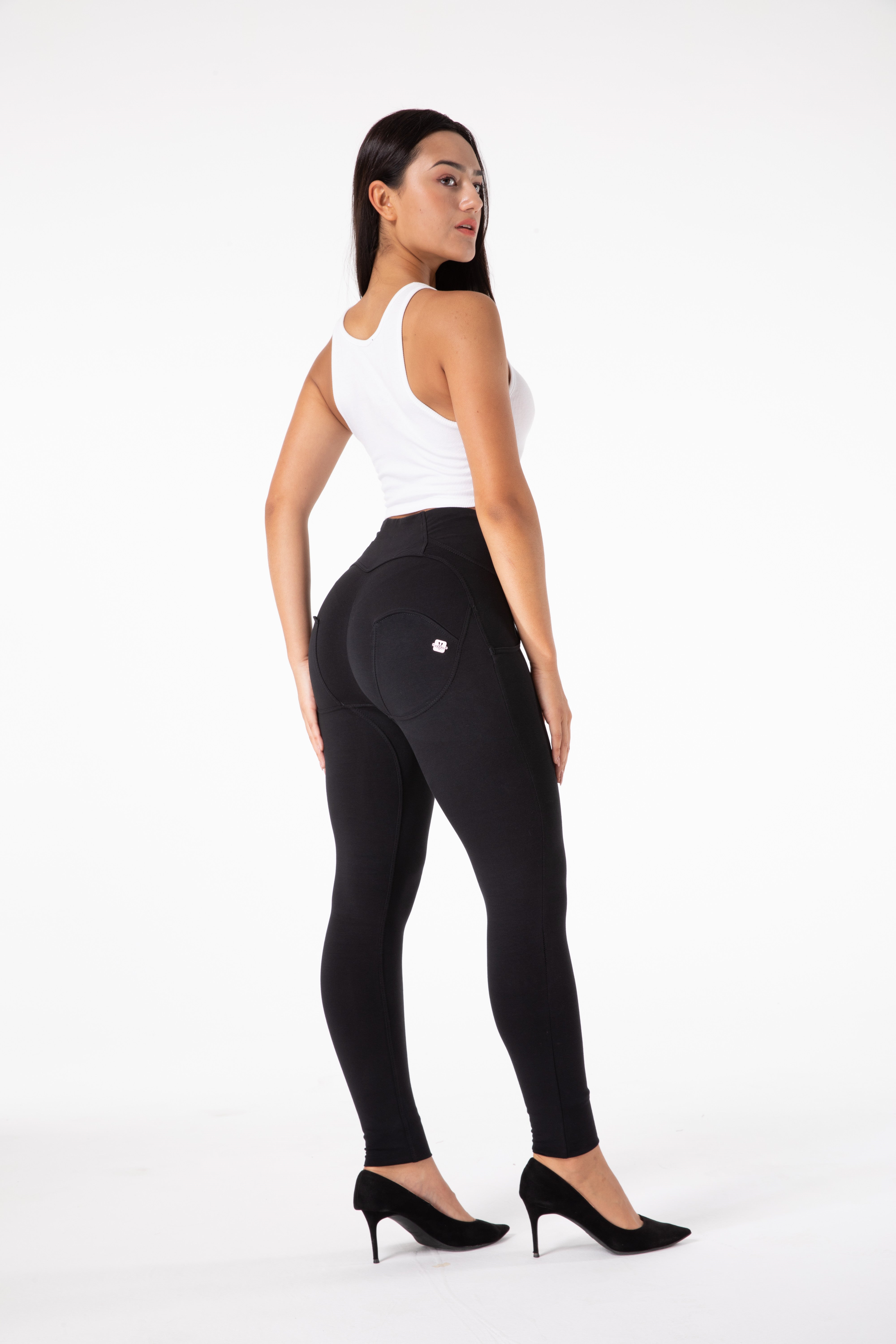 Tight high waist black leggings