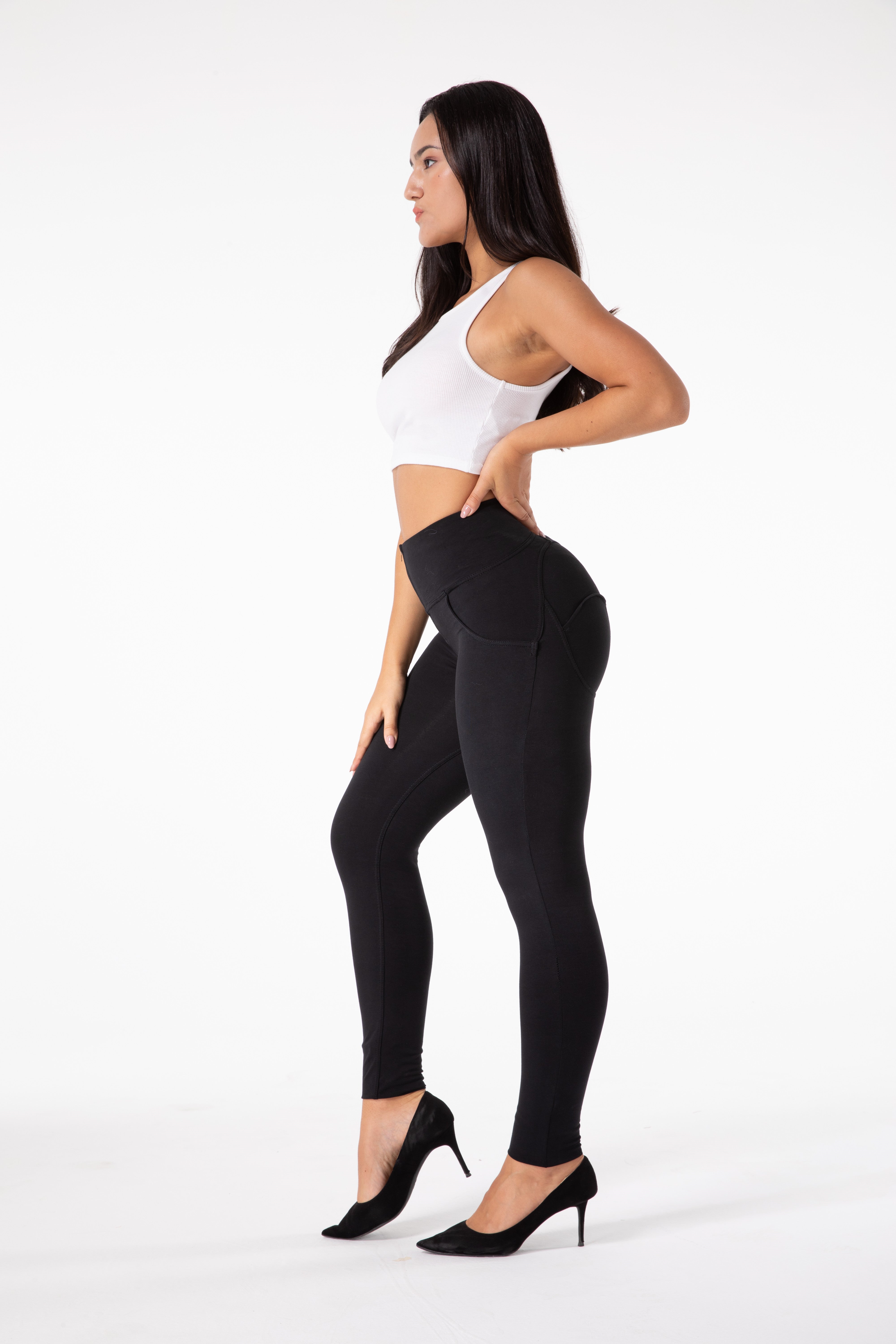 Tight high waist black leggings