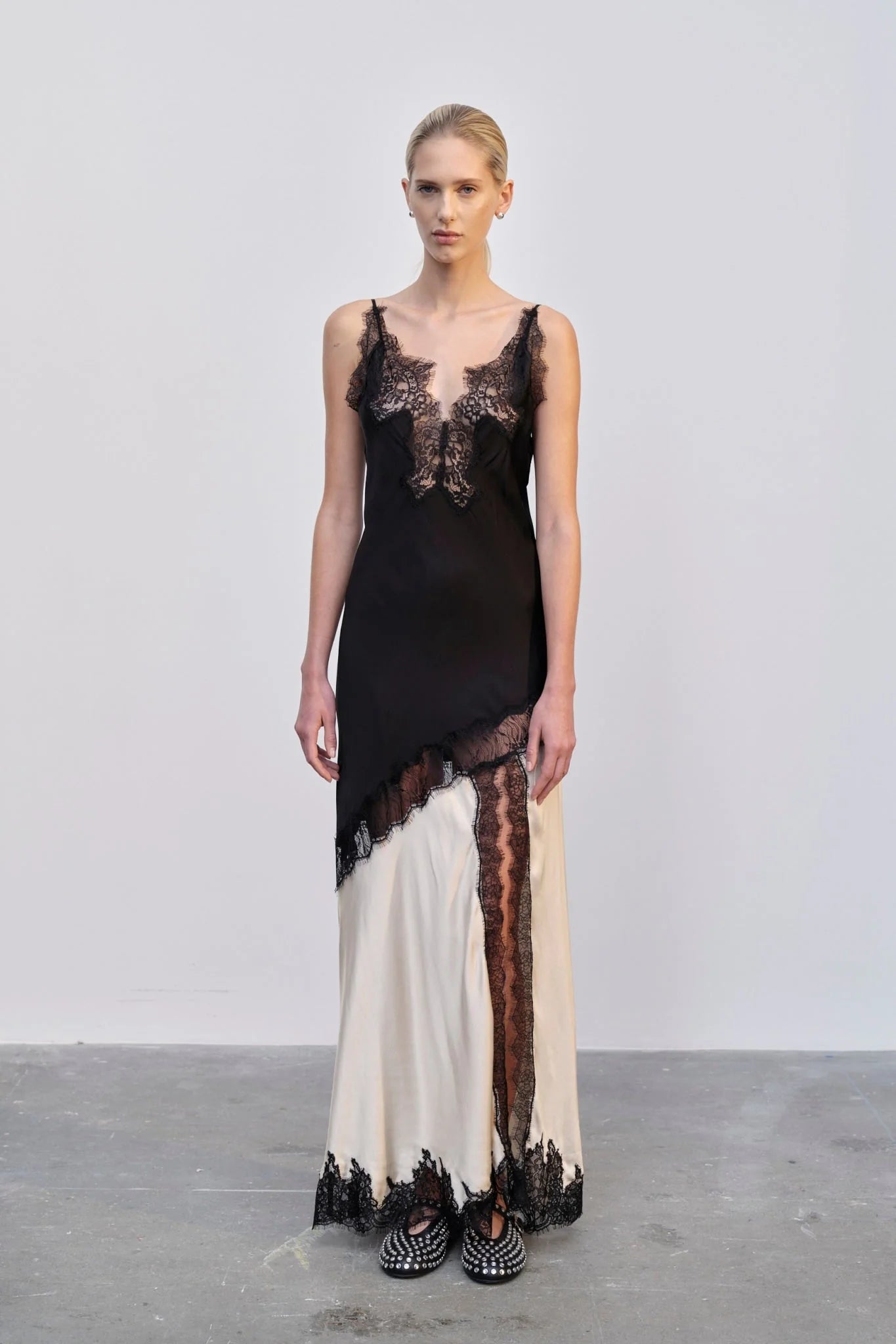 Spliced Sheer Lace Maxi Dress