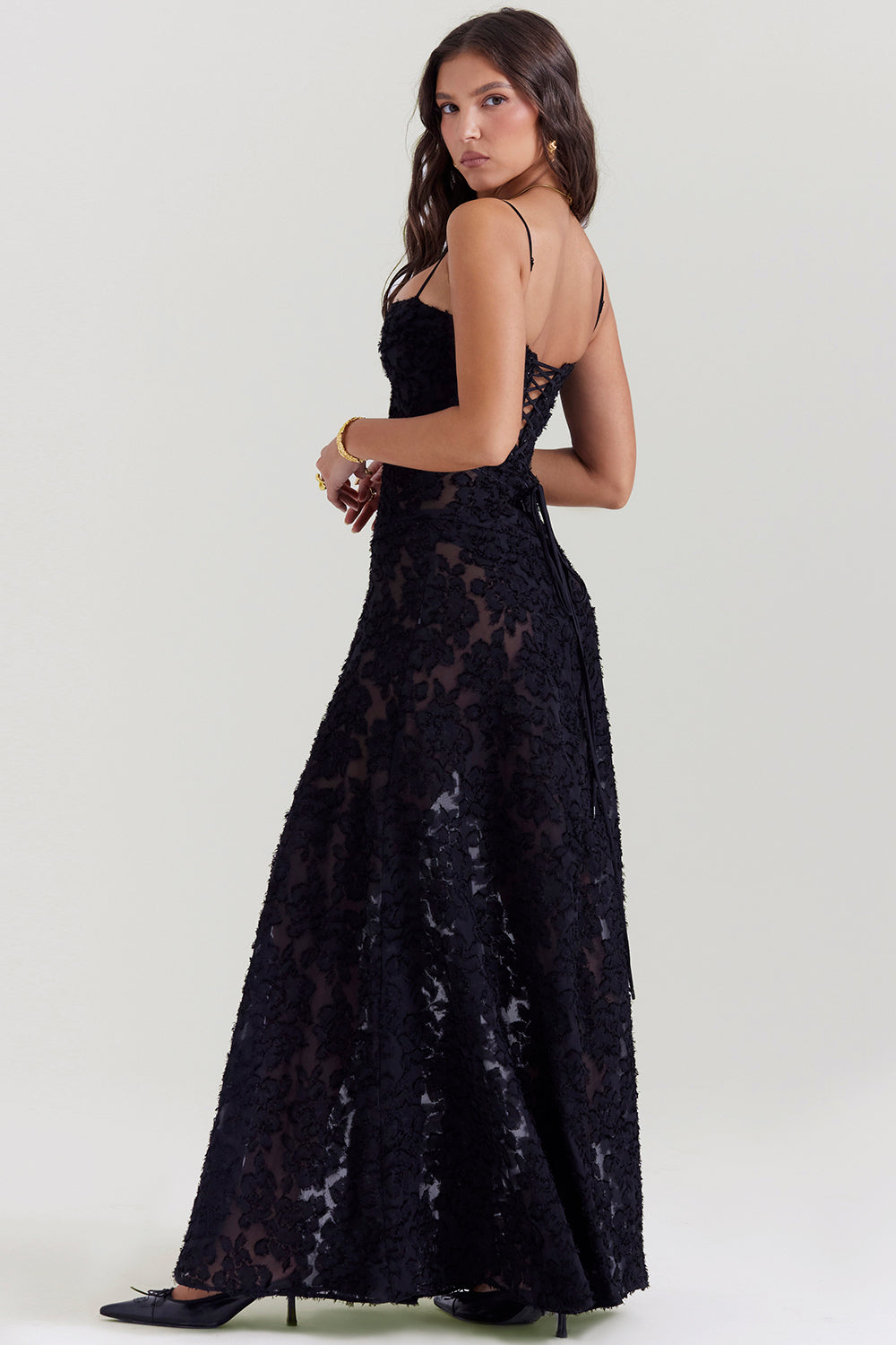 Maxi dress with floral lace on the back