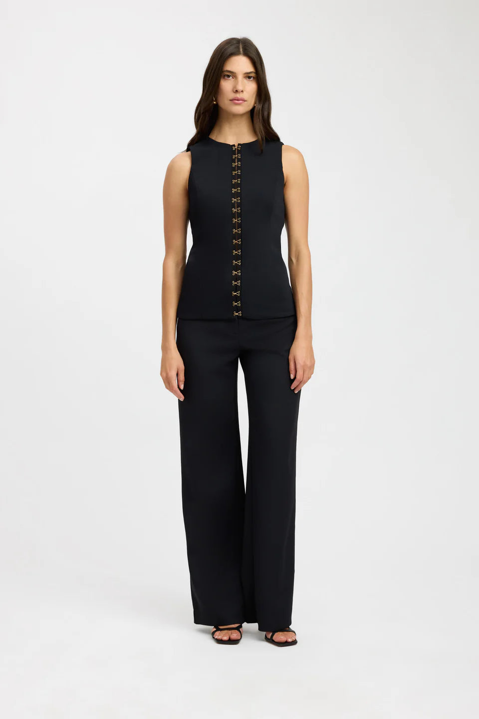 Sleeveless Vest With High Waist Trousers Set In Black