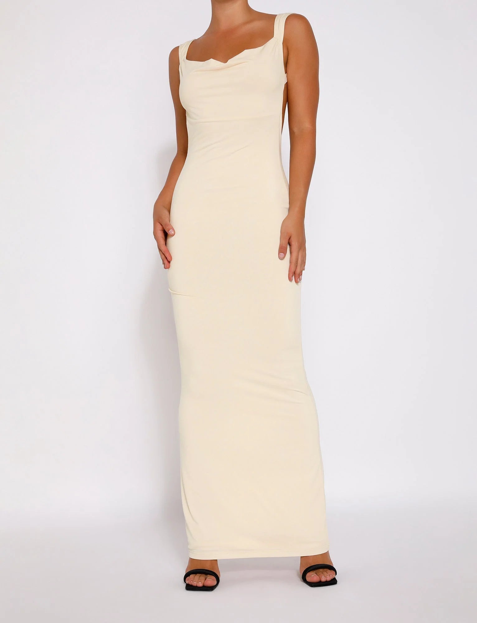 Backless Bodycon Maxi Dress