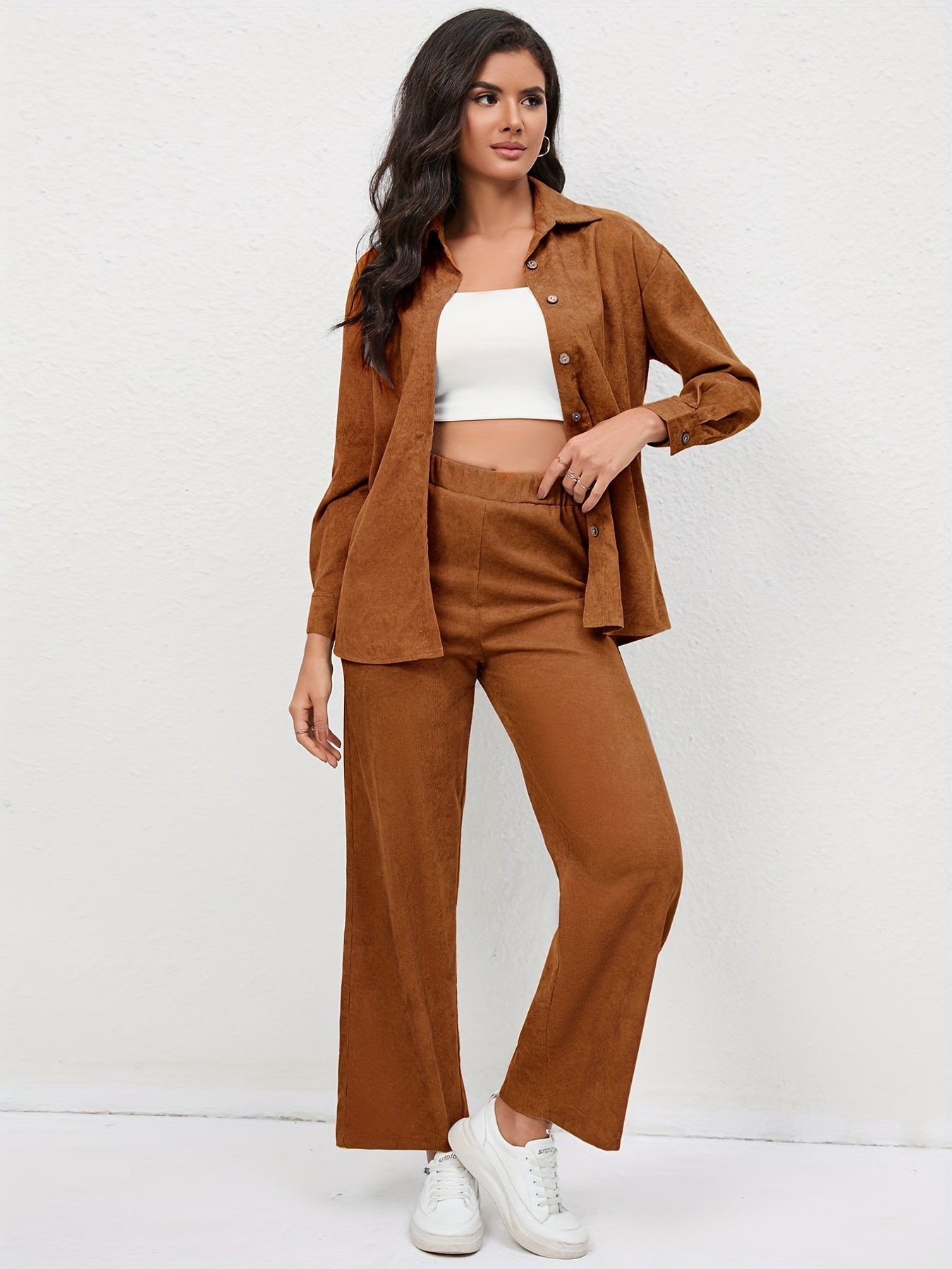 Casual shirt and trousers in corduroy with long sleeves and high elastic waistband