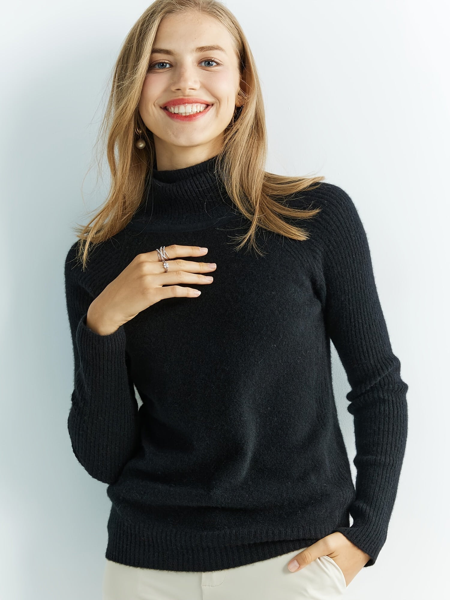 Sweater made of 100% merino wool