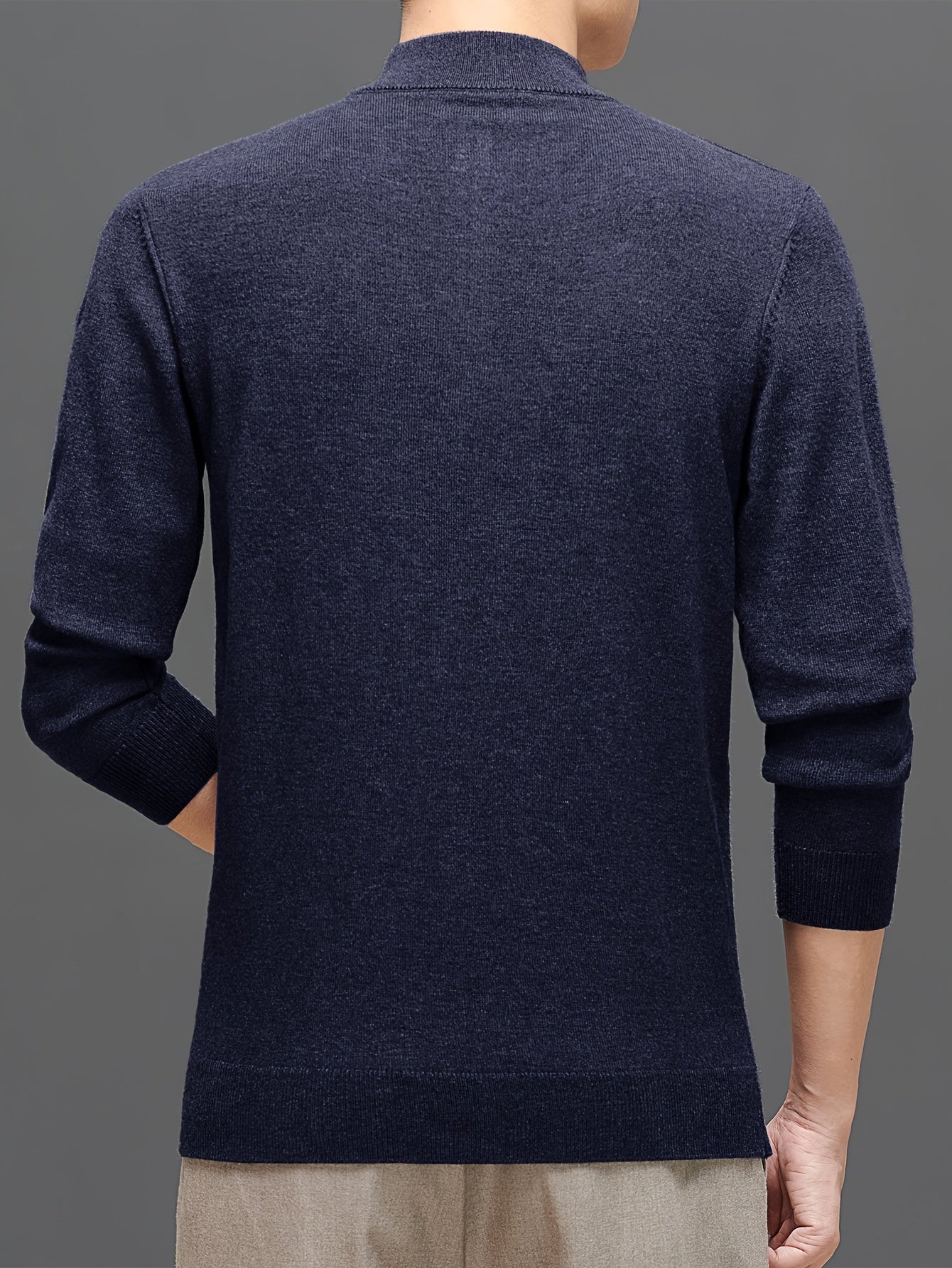 Knitted wool sweater for men