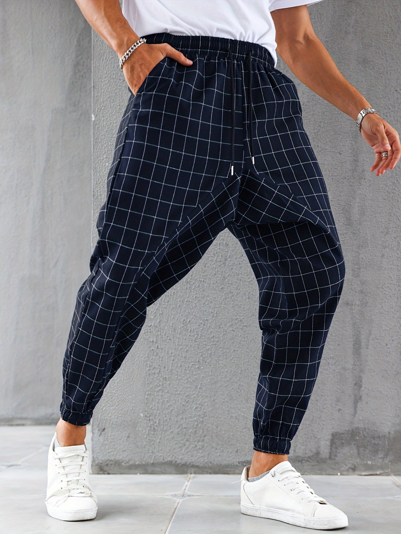 Checked jogging pants with drawstring