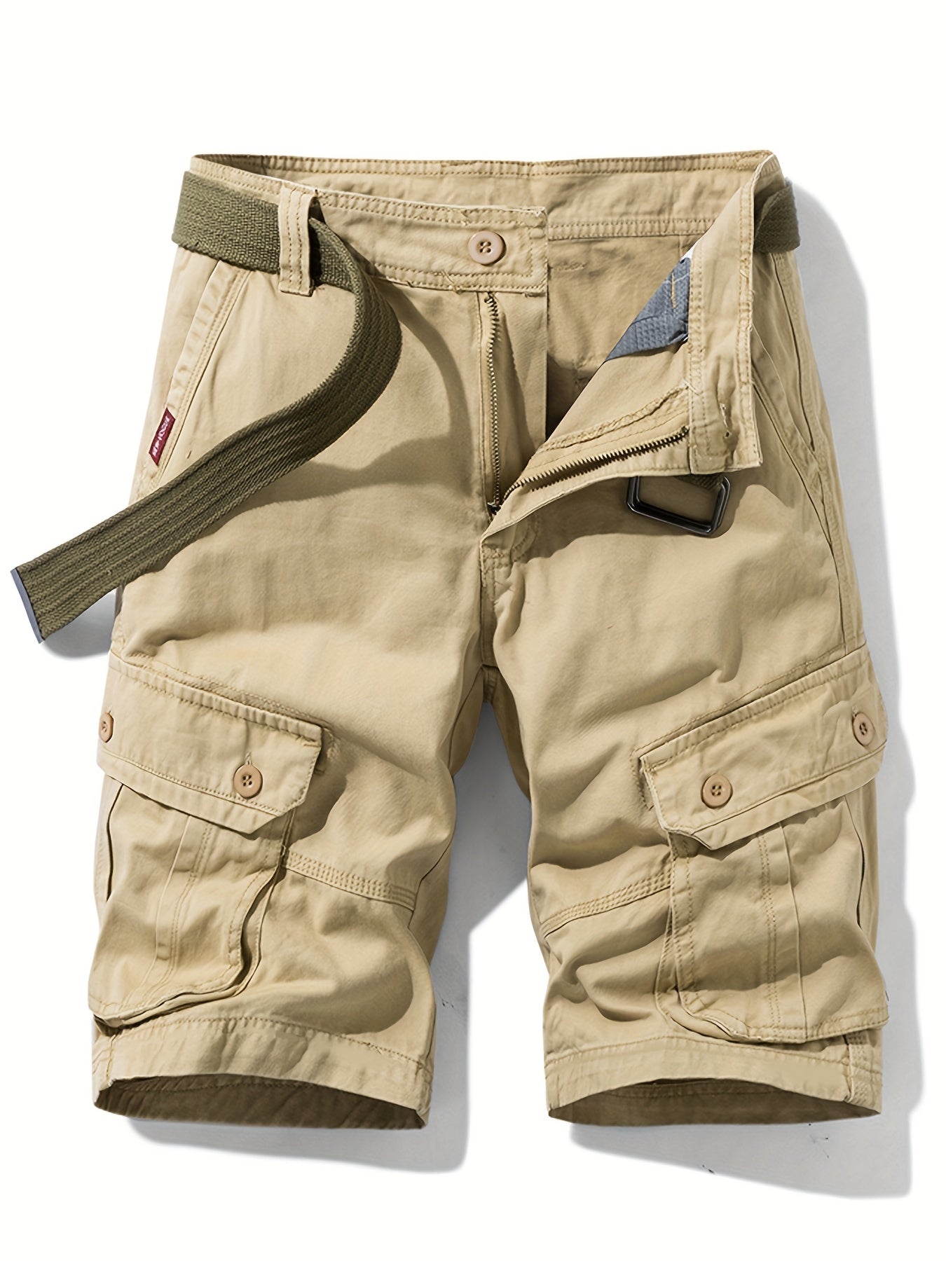 Casual men's shorts in cotton with drawstring and button pockets