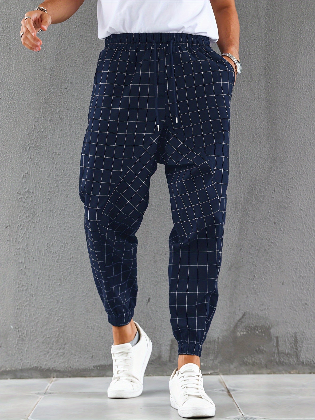 Checked jogging pants with drawstring