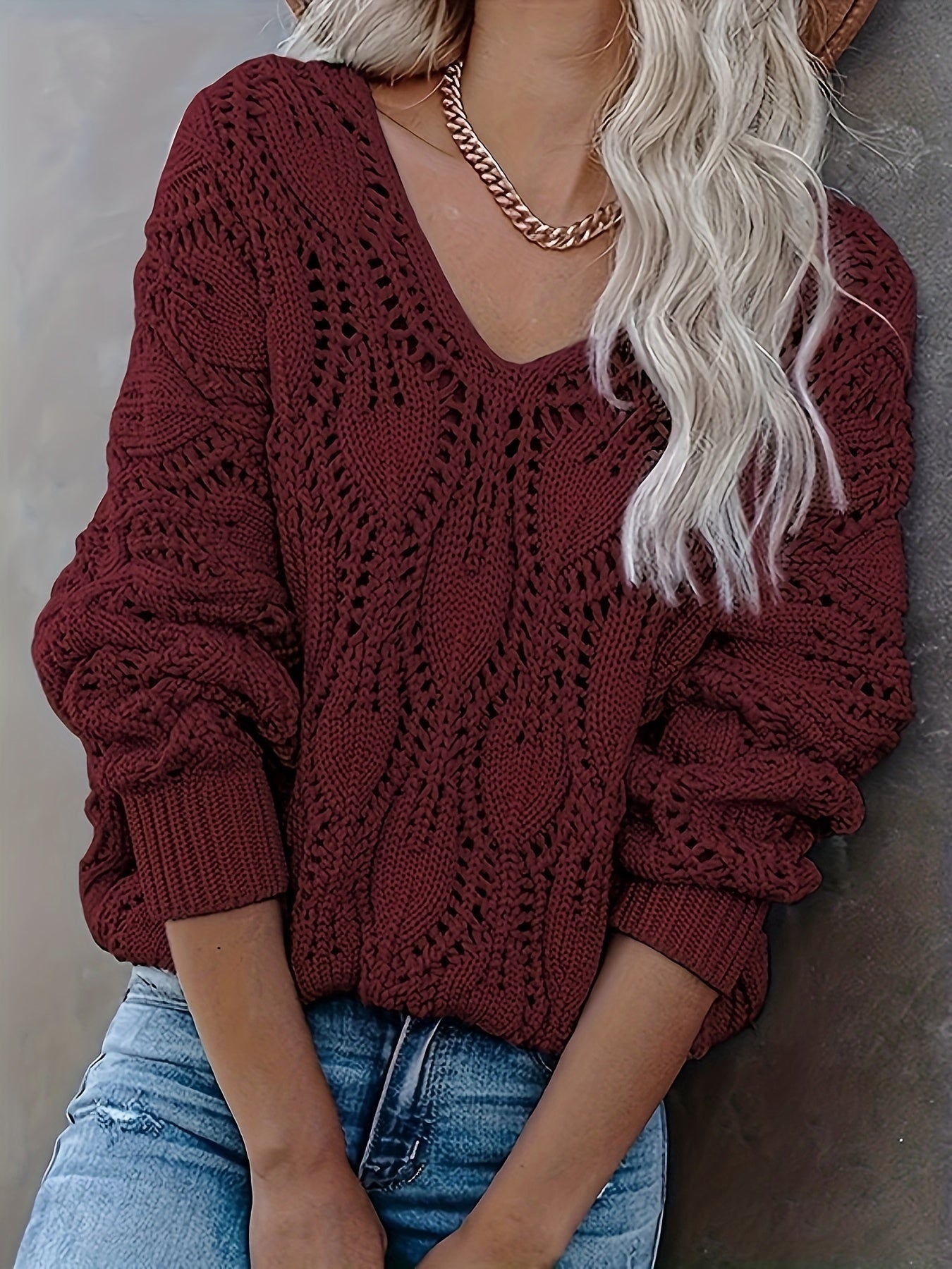 Sweater with V-neck and cut-out