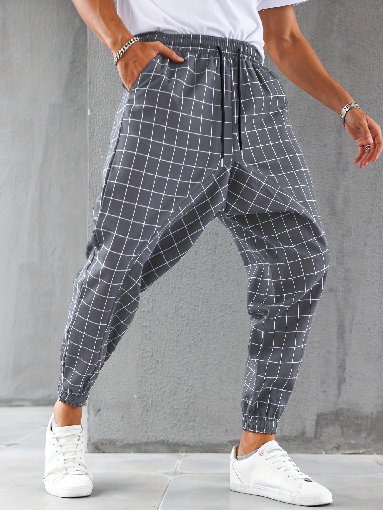 Checked jogging pants with drawstring