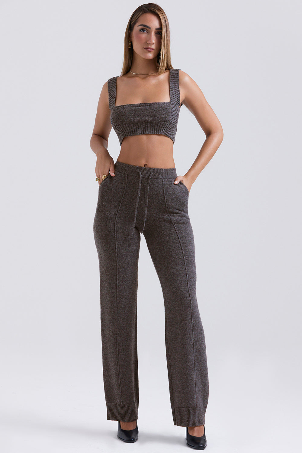 Anthracite-colored cashmere blend cardigan with belt, bralette and pants