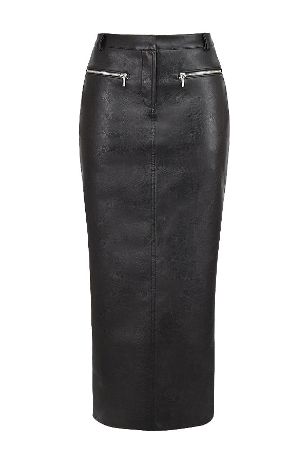 Cropped top in vegan leather with maxi skirt