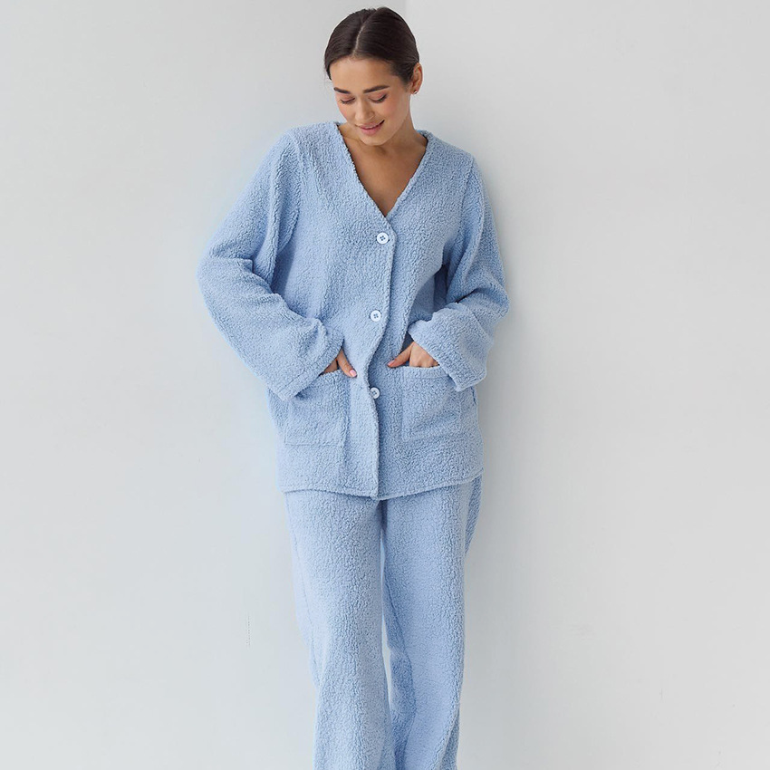 Blue long-sleeved wool pajamas for women