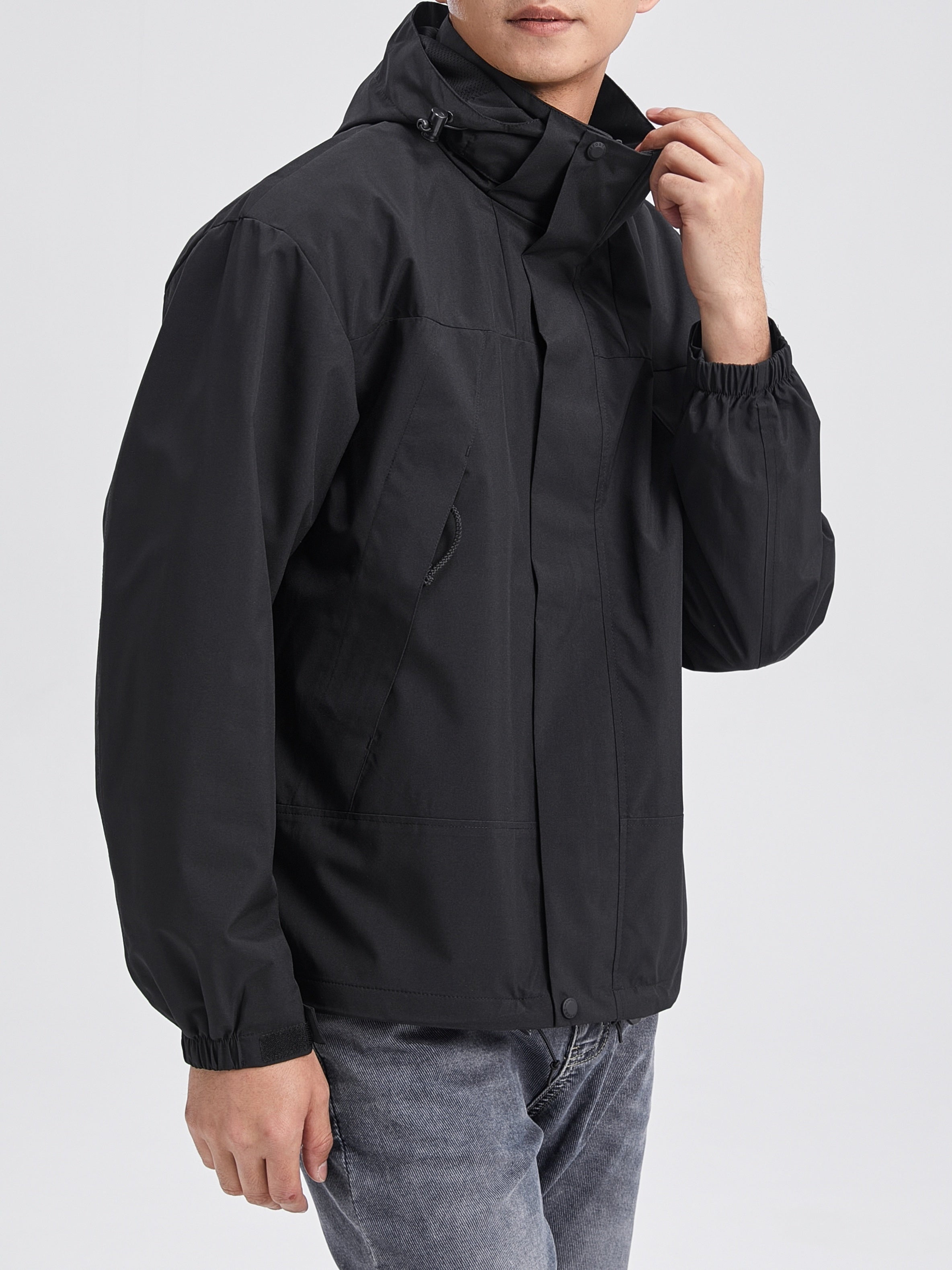 Windbreaker with removable lining