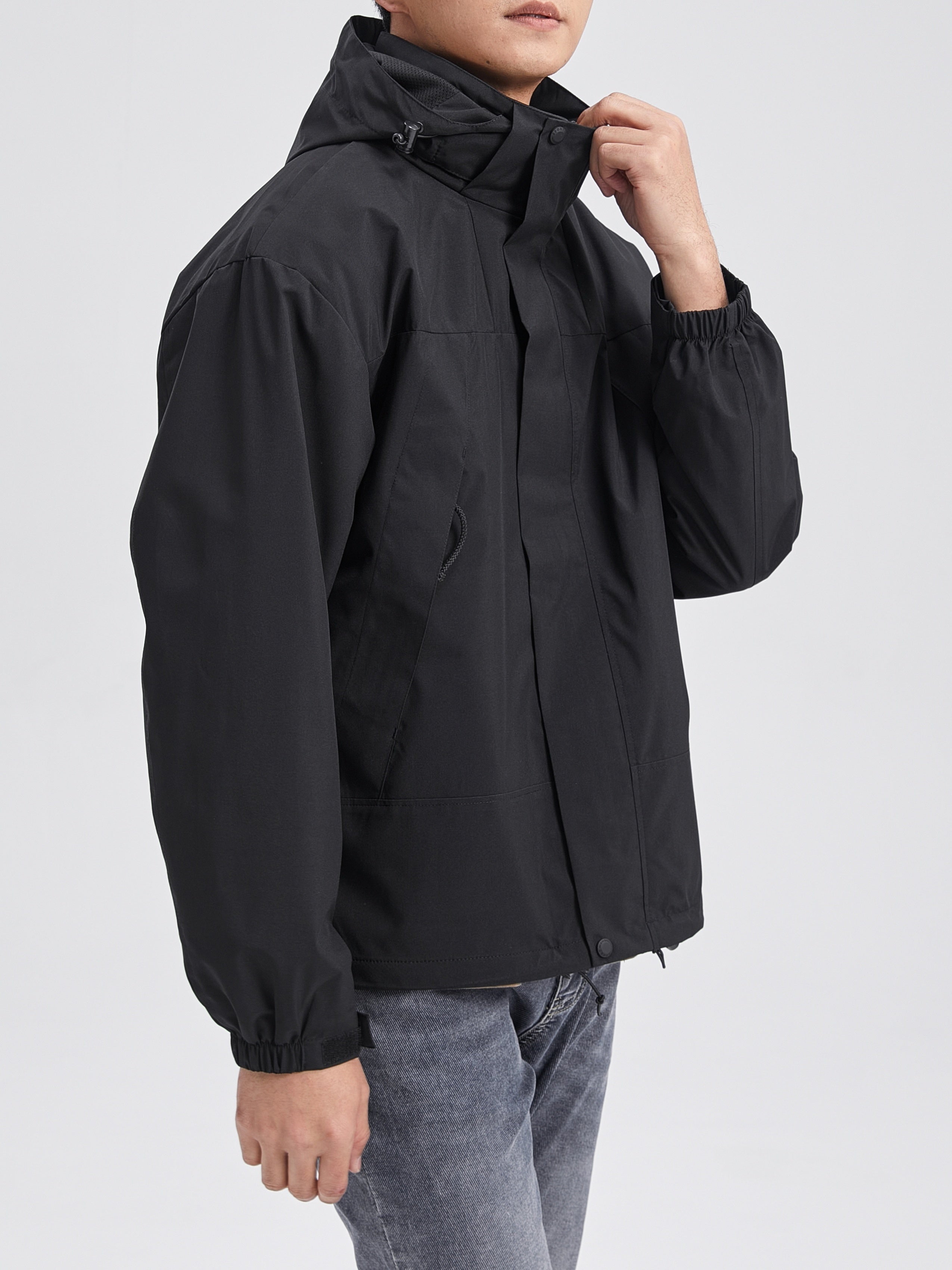 Windbreaker with removable lining