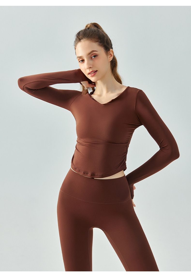 Sports top for women