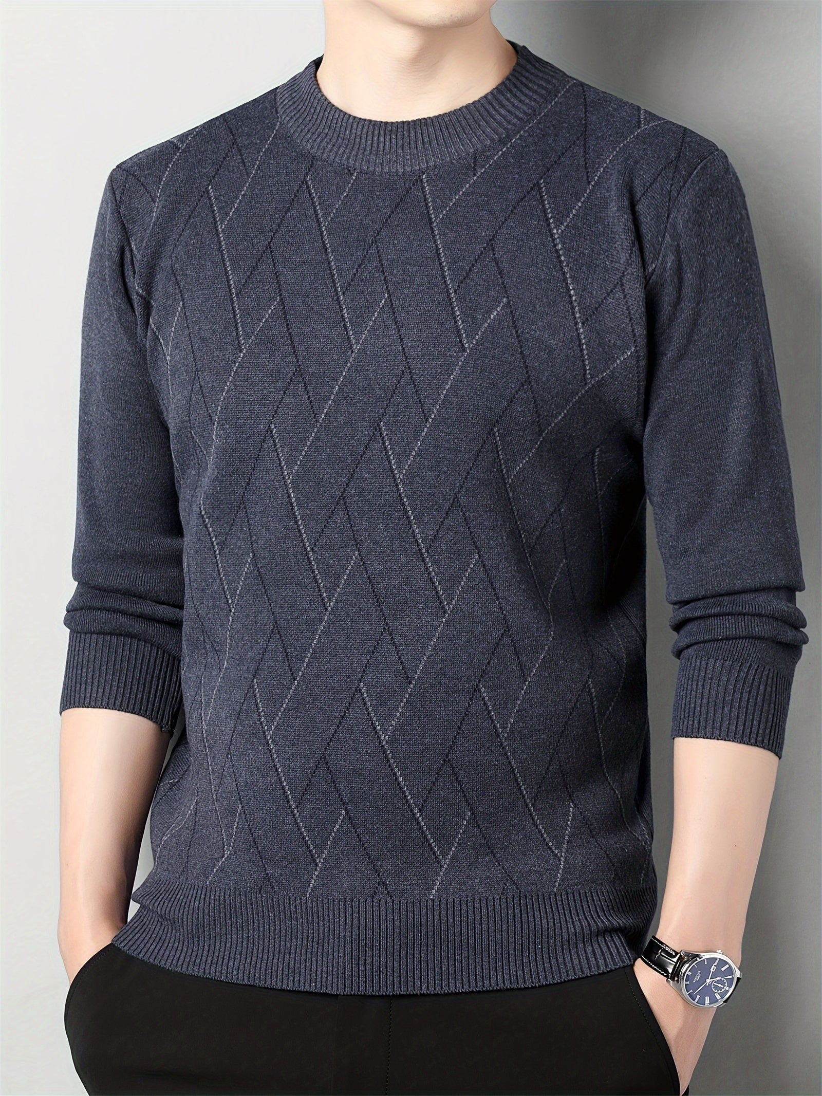 Knitted sweater with geometric pattern