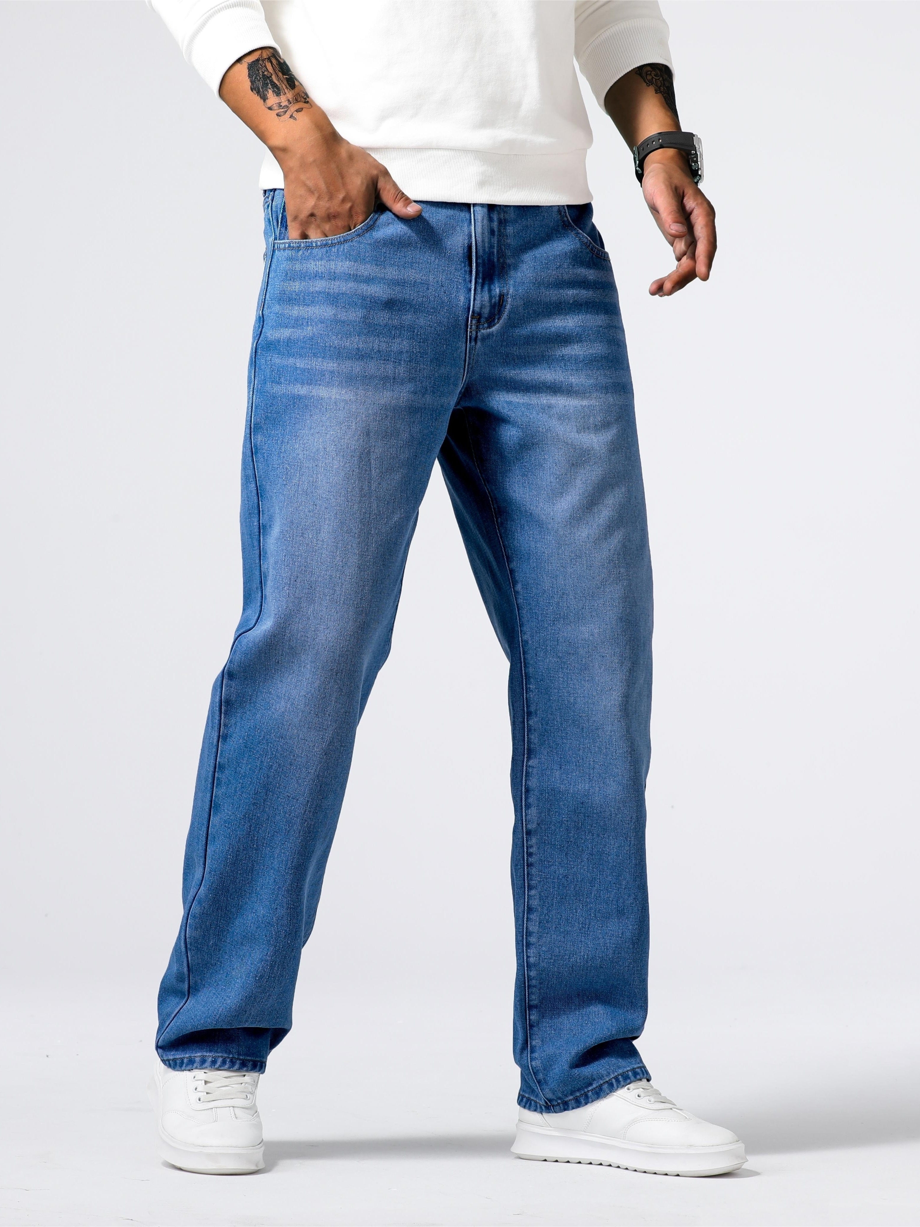 Men's jeans in classic design