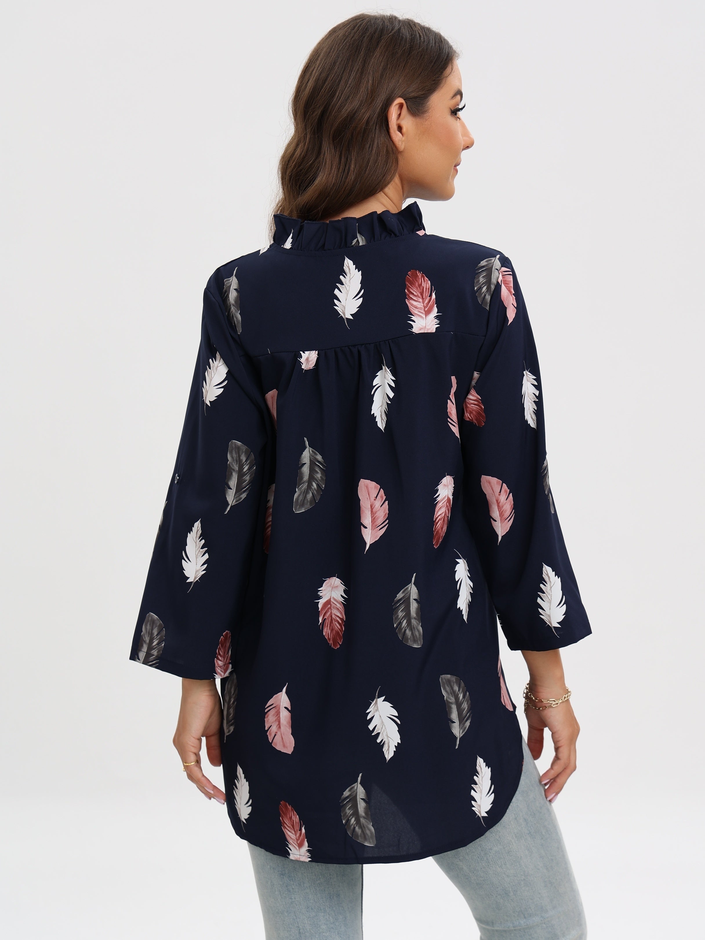 Blouse with notch neck and feather print