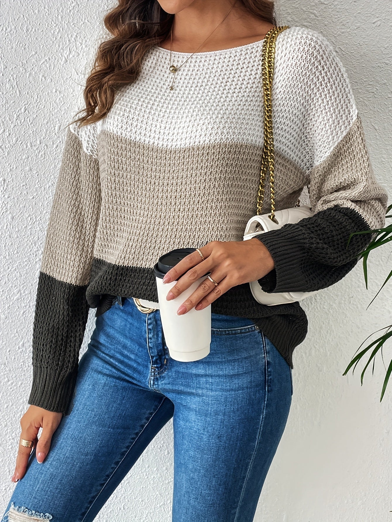 Block sweater with boat neck