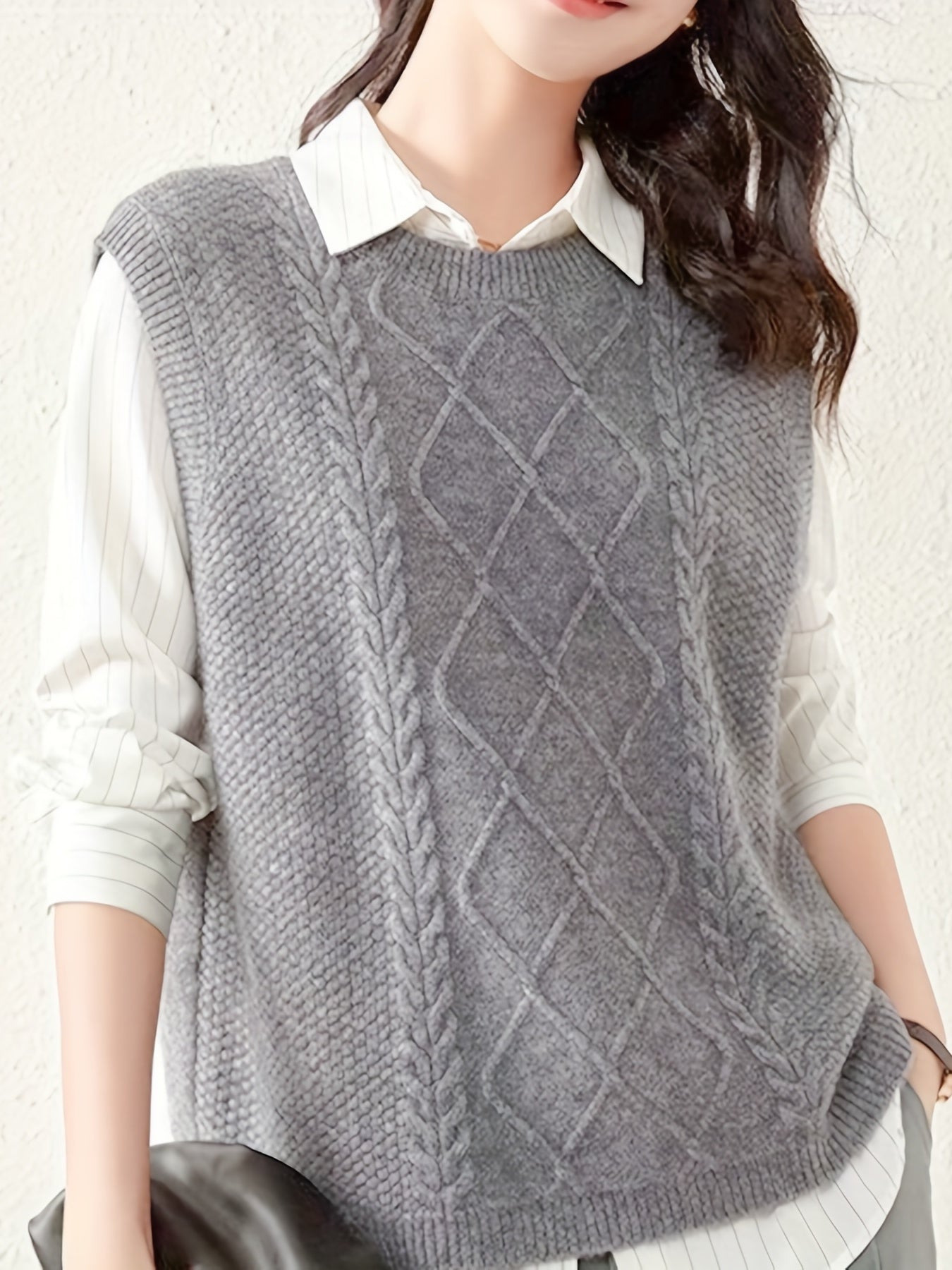 Knitted sweater cardigan for women