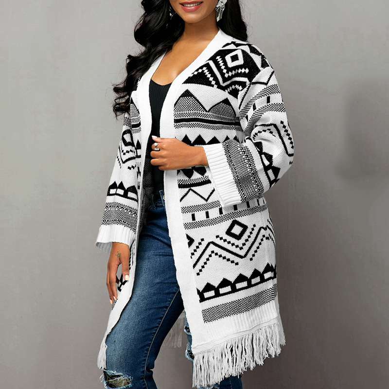 Geo-patterned cardigan for women