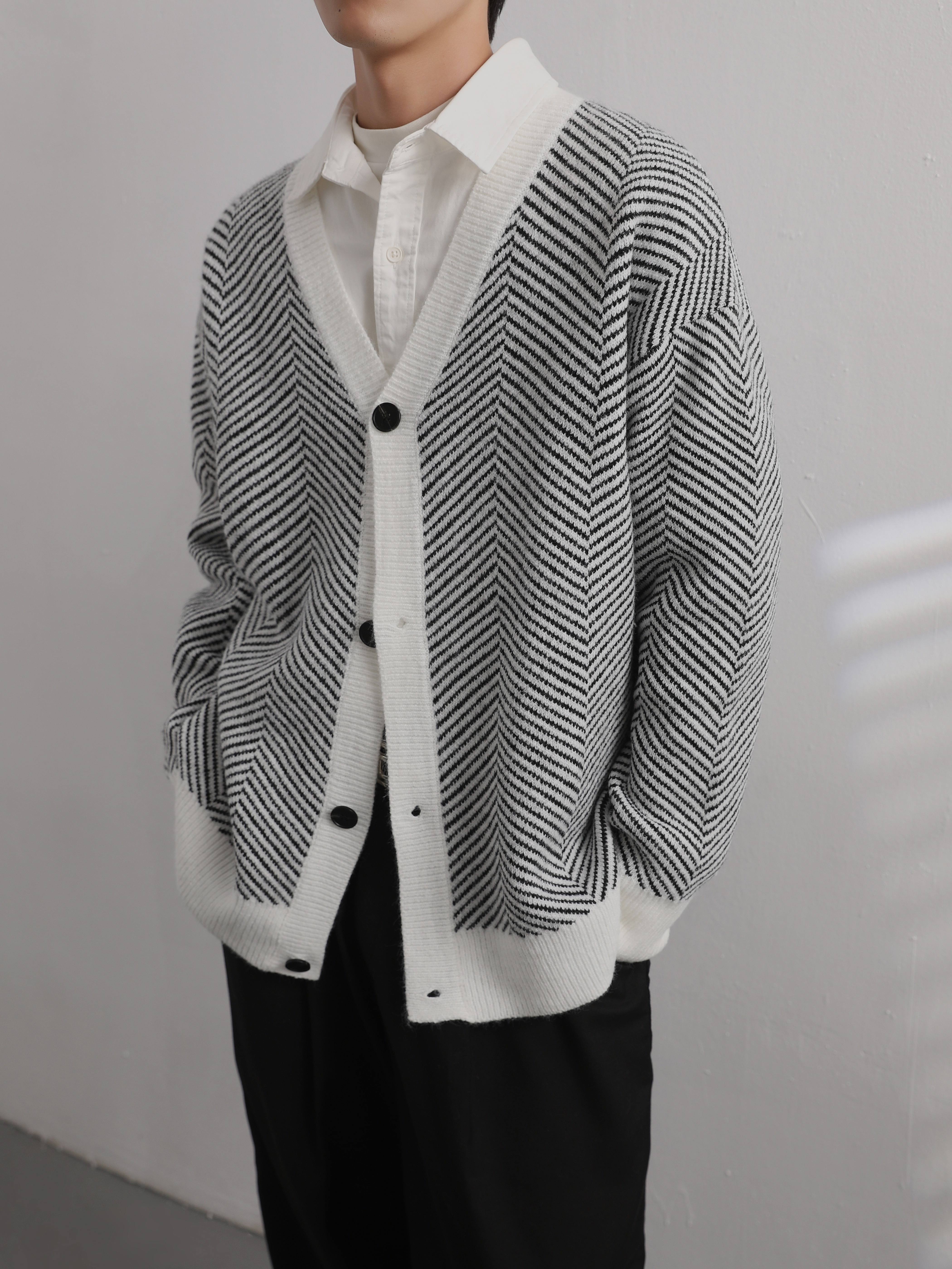 Stylish striped loose cardigan